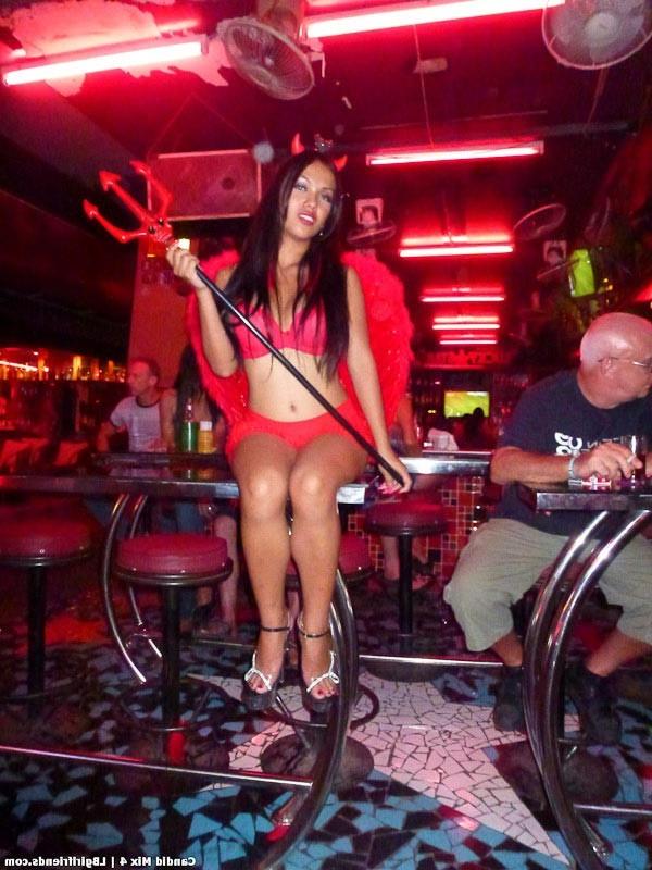 16P Candids of hot Pattaya Ladyboys at sex bars and freelance