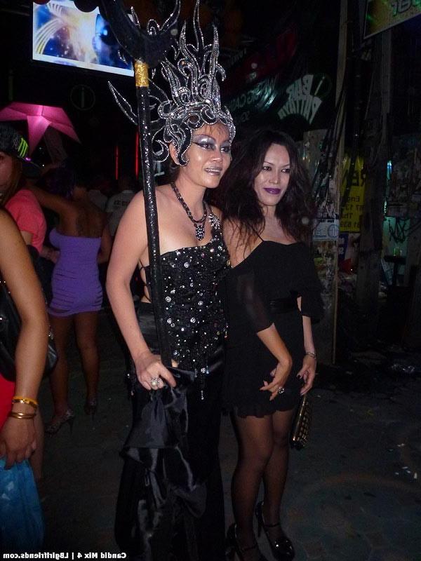 16P Candids of hot Pattaya Ladyboys at sex bars and freelance