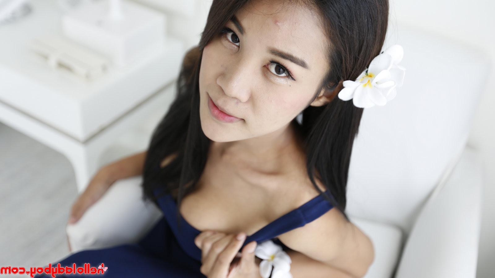 12P Thai ladyboy fucks and sucks white tourist cock