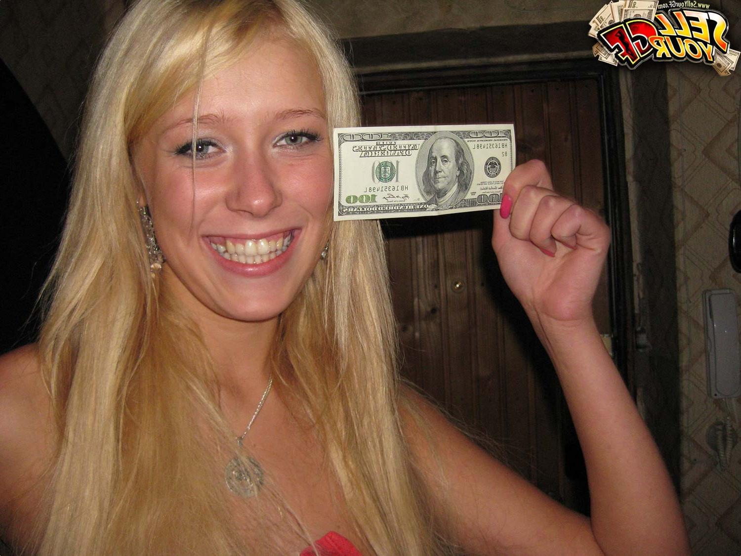 16P Amateur blonde girlfriend betraying bf