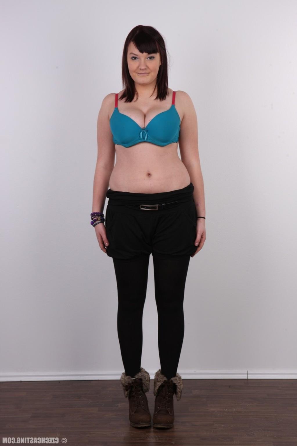 17P Chubby brunette with big tits