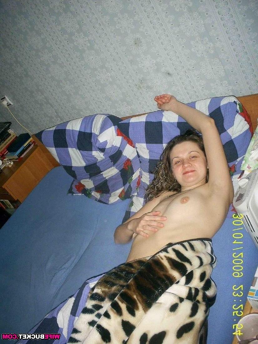 8P Hot wives pics