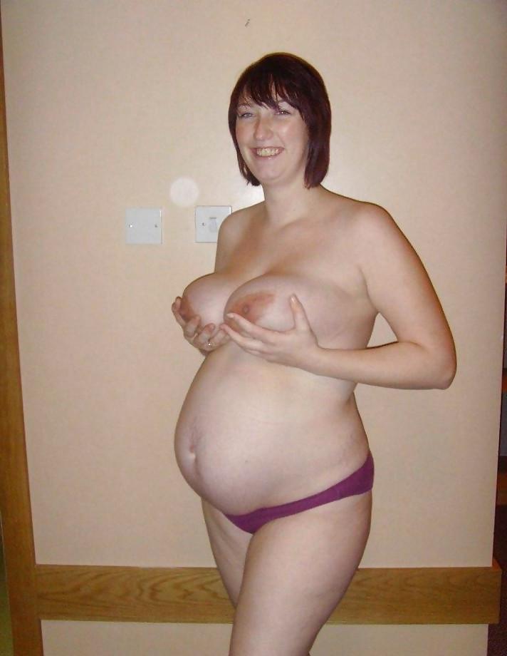12P Nude preggo girlfriend hottie