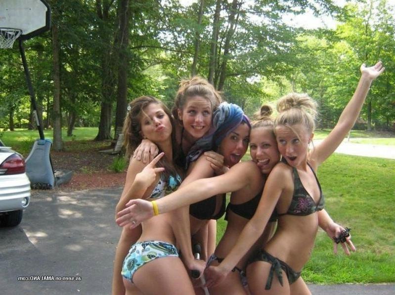 10P Home porn collection of amateur sexy cuties in bikini