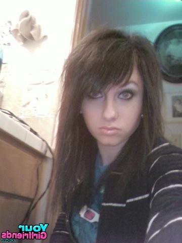 6P Teen girlfriend gets her xxx cellphone pics snatched and posted here
