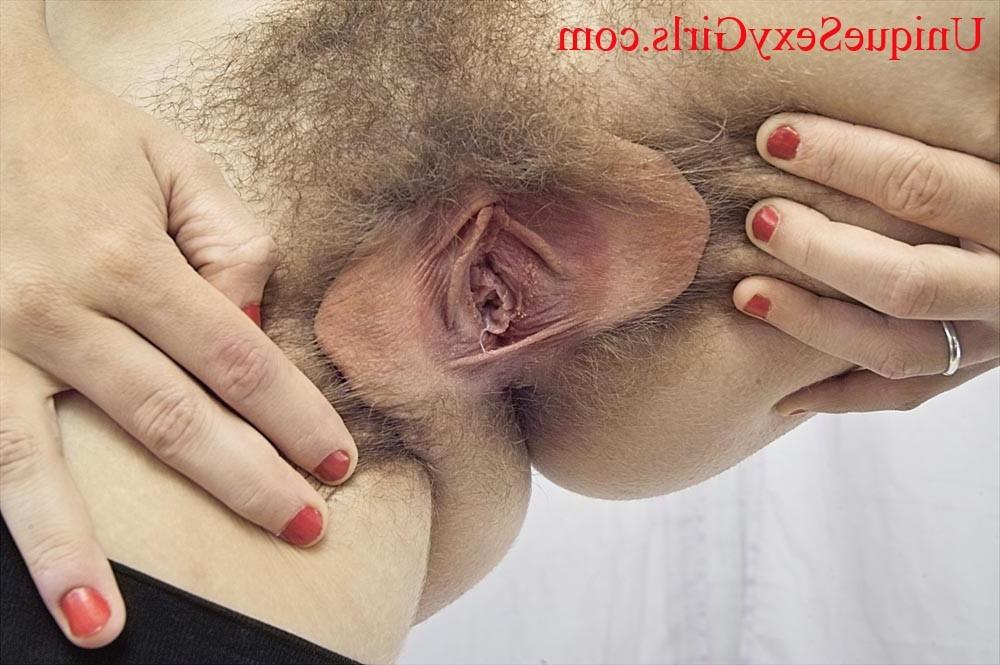 16P amateur girl Scarlette with big hairy pussy