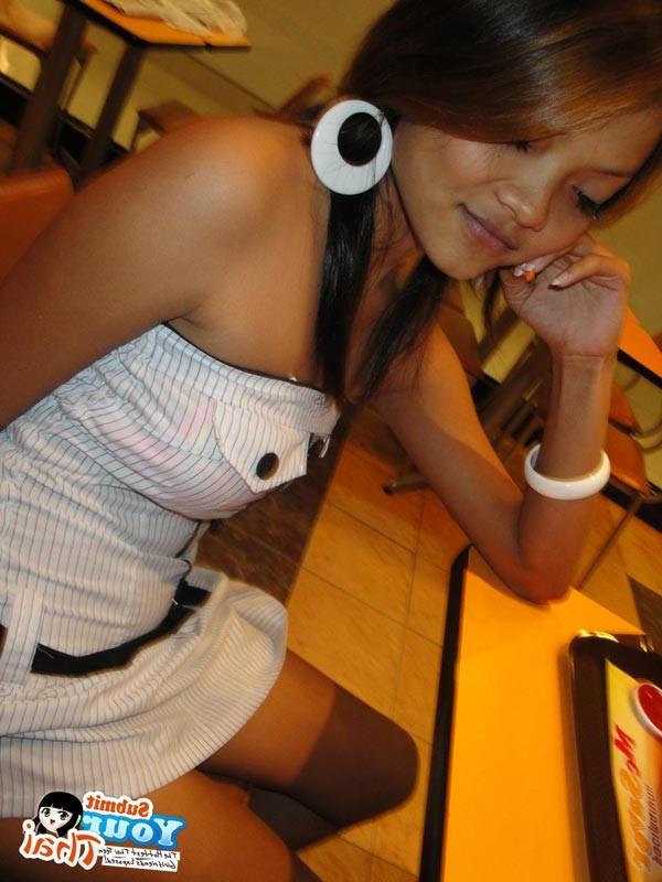16P Some hot selfshot and candid shots of this beautiful Thai teen Miy