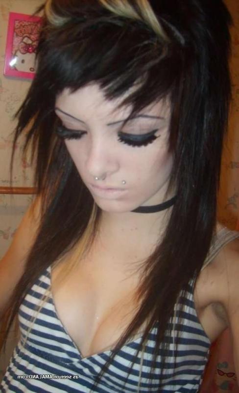 12P Sexy playful scene honey posing for her boyfriend