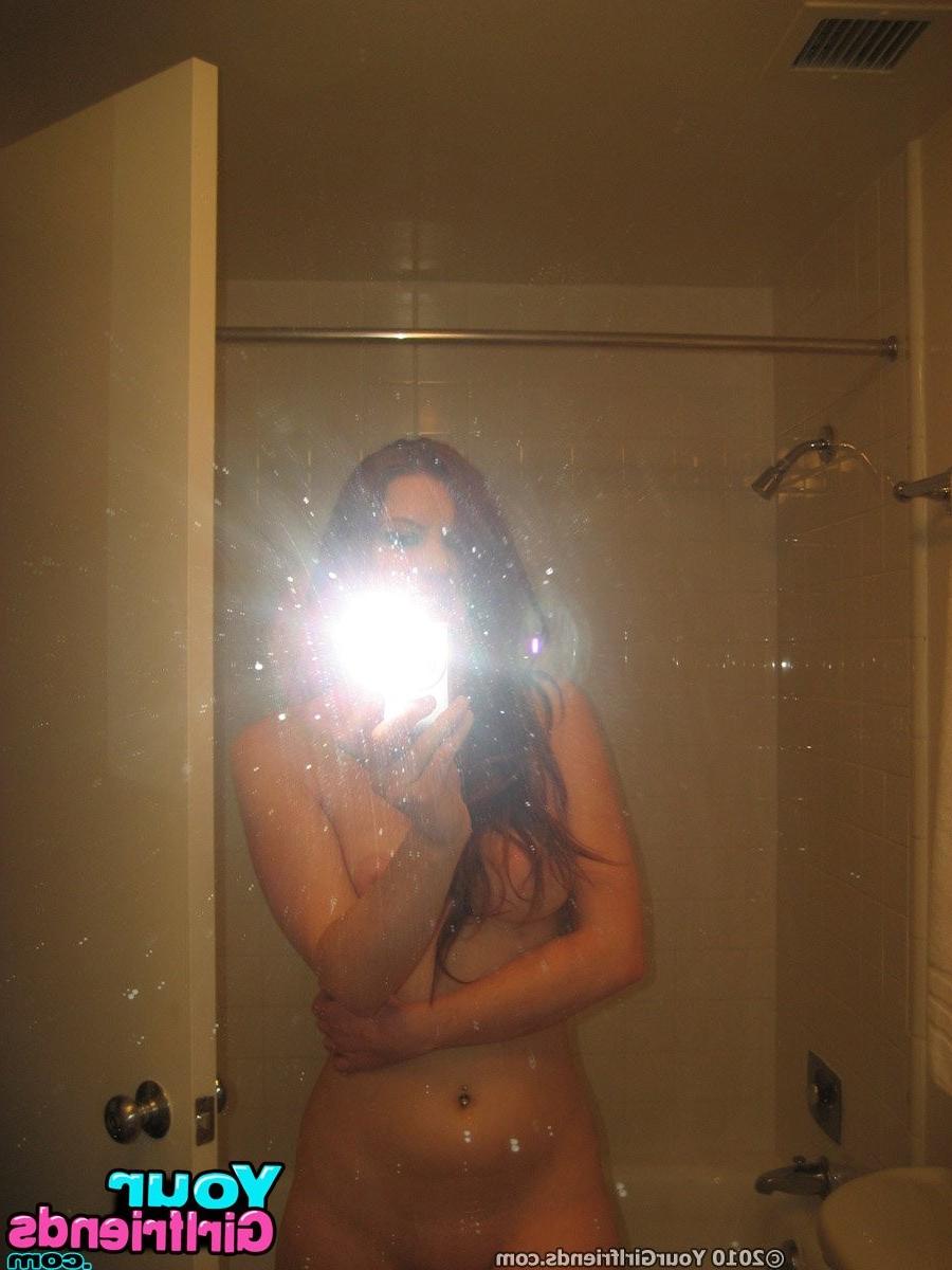 11P Red headed girlfriend with nice big breasts takes some hot GF mirror self pics