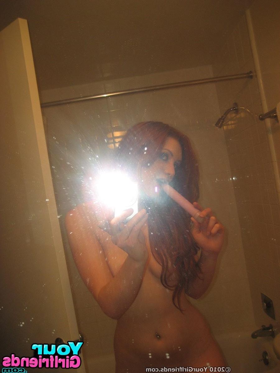 11P Red headed girlfriend with nice big breasts takes some hot GF mirror self pics