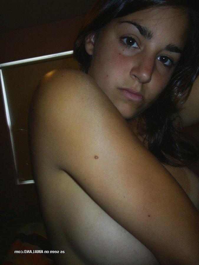 12P Heavy-chested teen selfshooting for her boyfriend