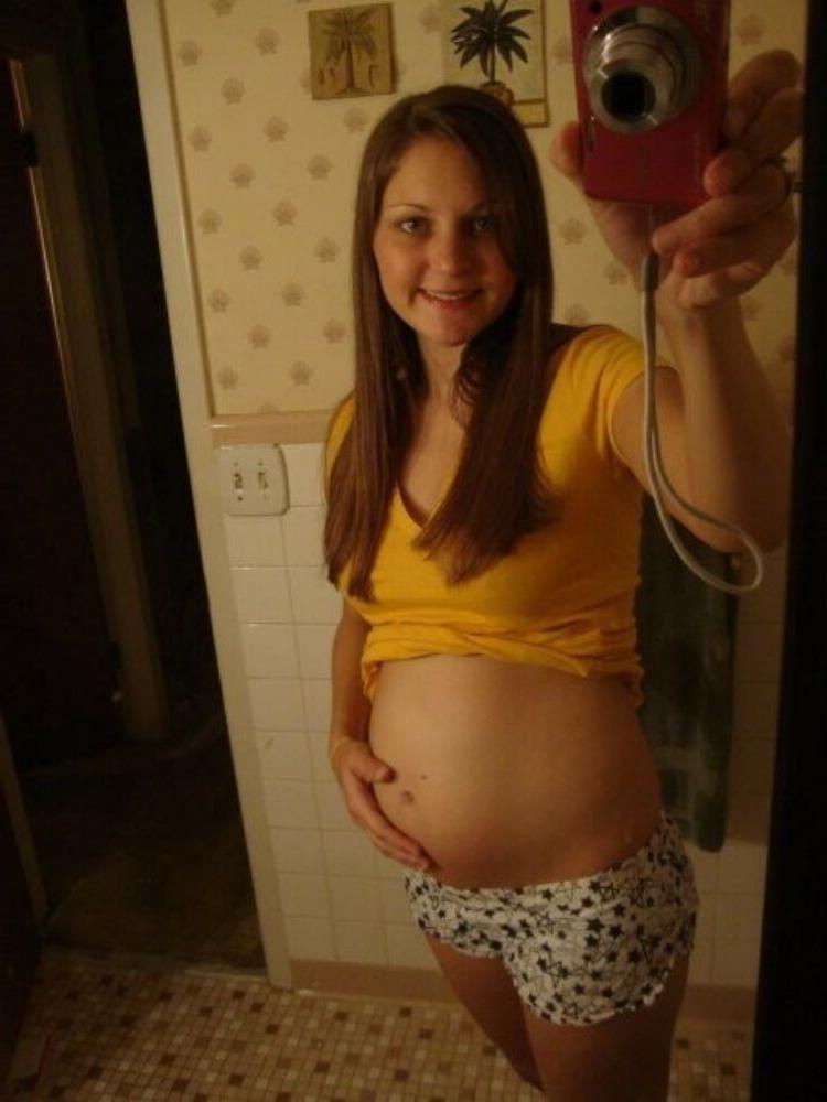 15P Pregnant gfs posing and fucking