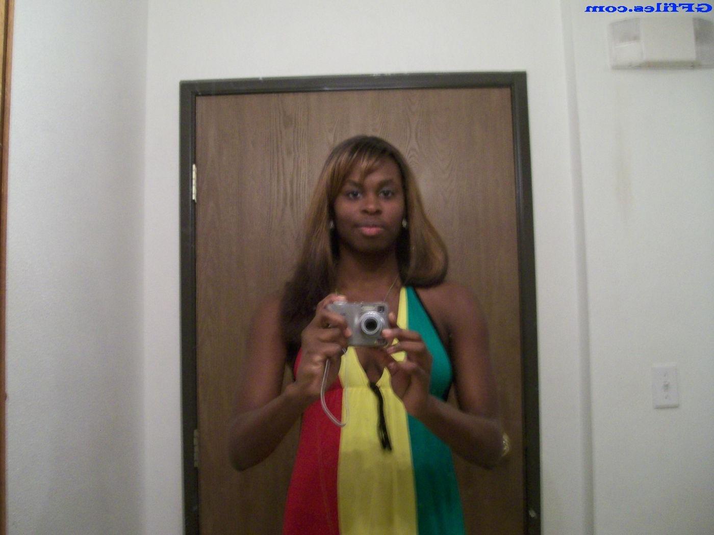 16P Amateur homemade girls