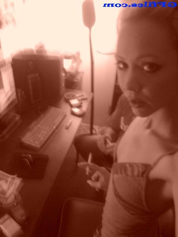 16P Amateur homemade girls