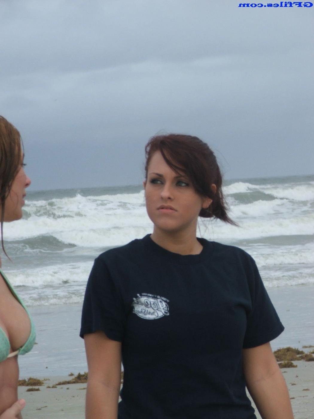 16P Amateur homemade girls