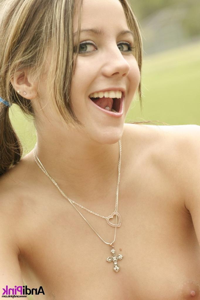16P topless teen in dirty sand
