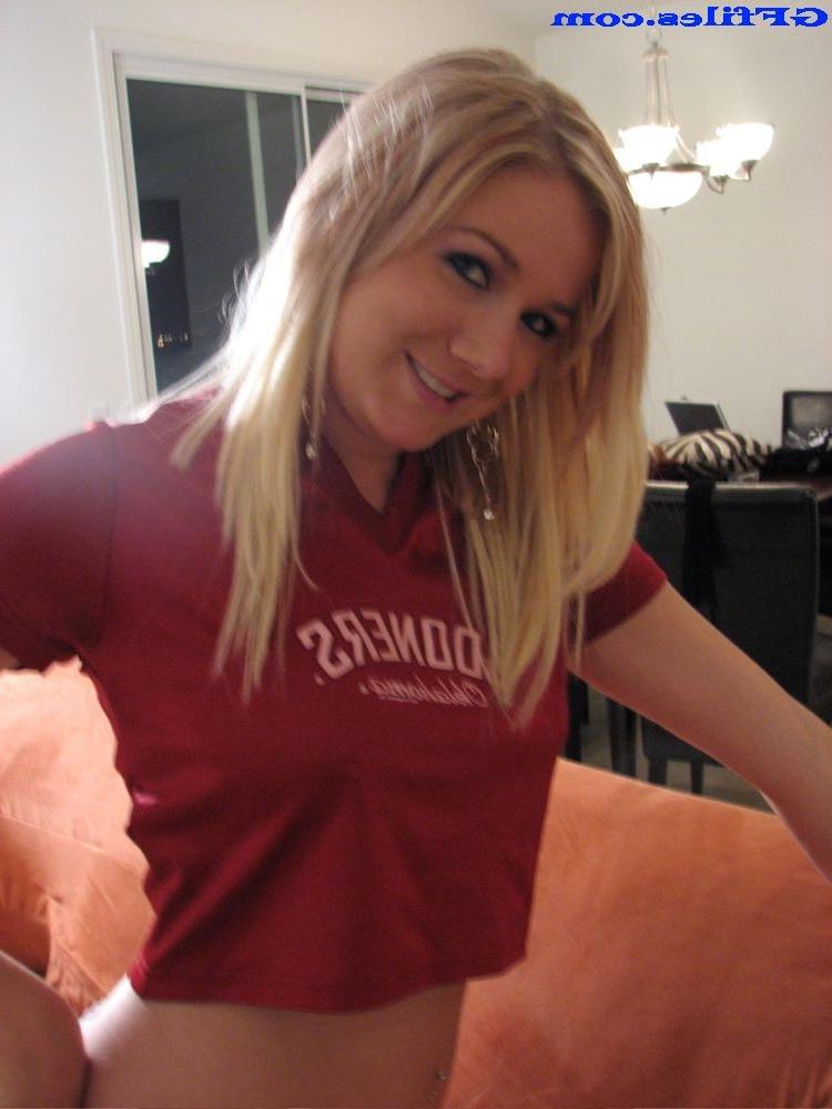 16P Amateur homemade girls