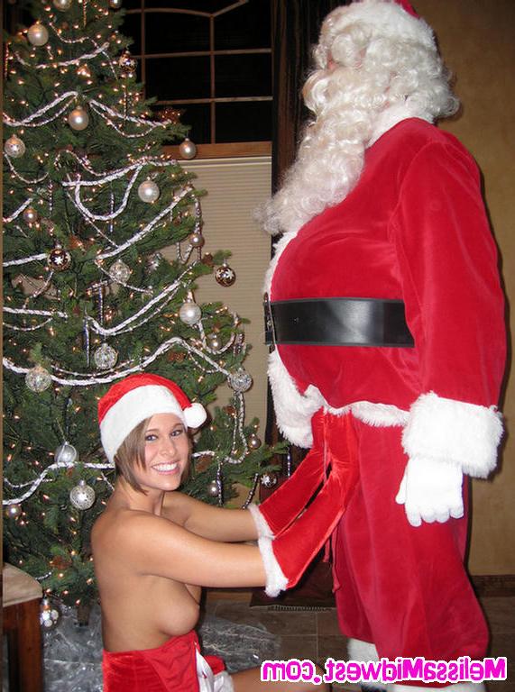 16P Melissa Midwest Sucks and fucks Santa