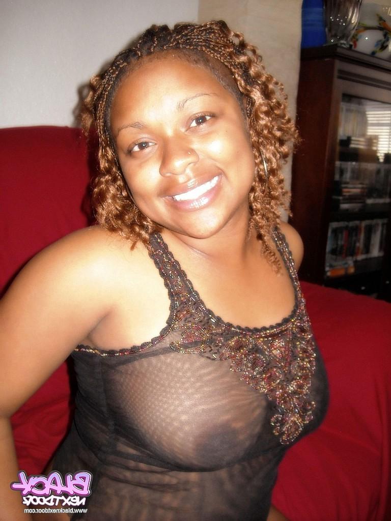 10P Sexy fatty MILF in a hotel room