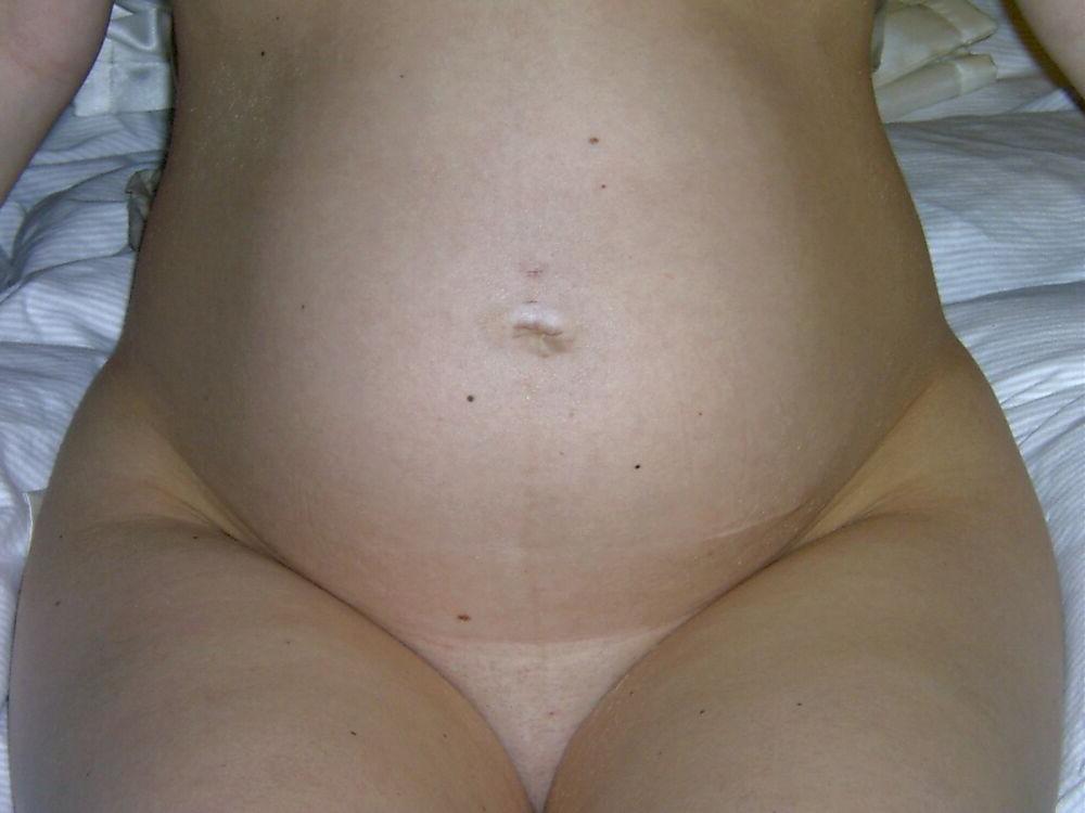 15P Pregnant Girlfriends posing and fucking