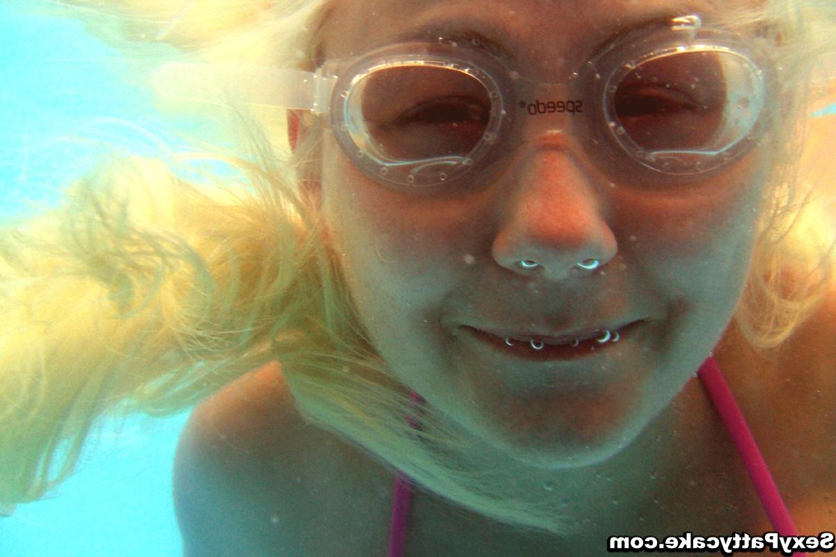 16P Get underwater shots of busty Pattycake pulling down her bikini top and bottoms