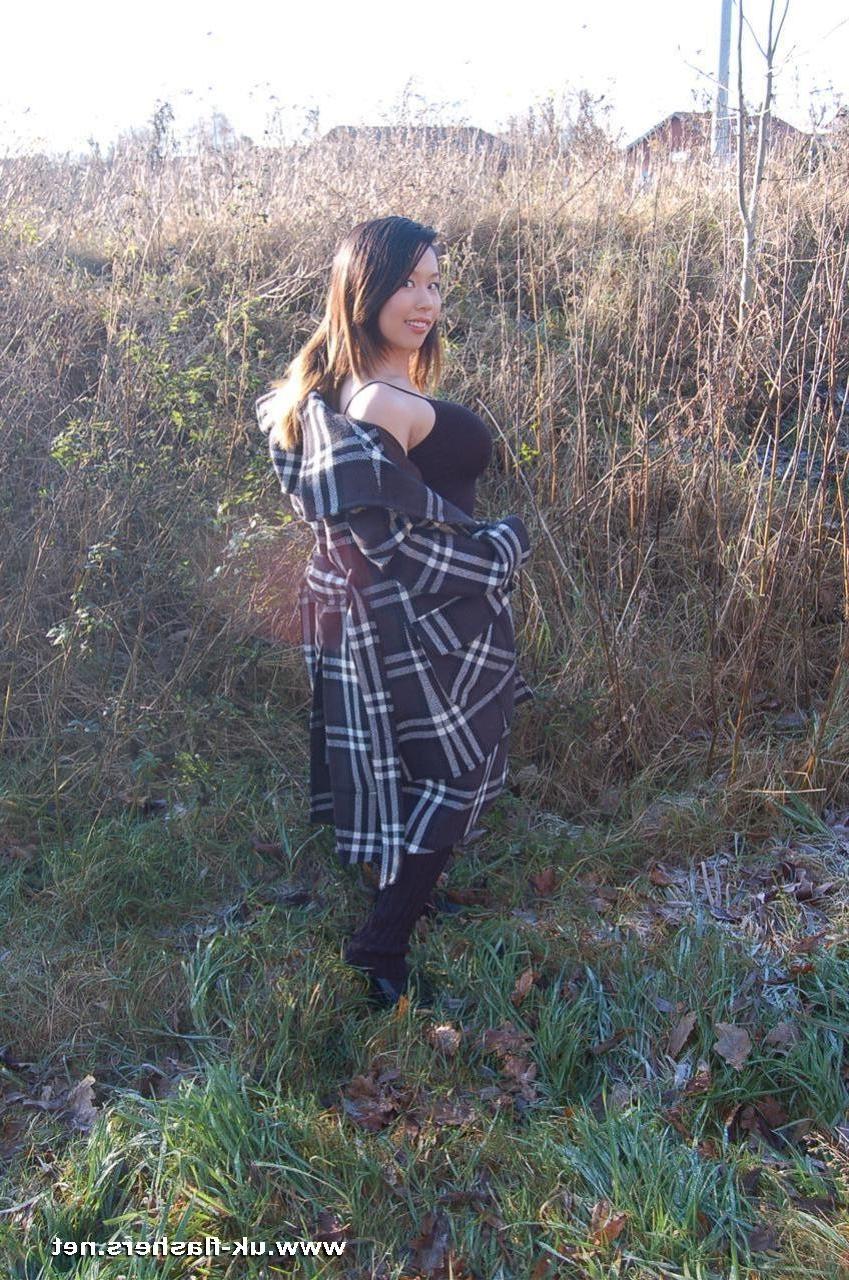 16P Tigerr Juggs gets her giant fake tits out in a park next to a bu