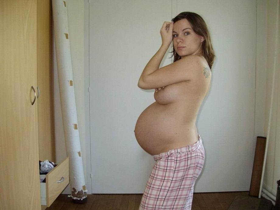 15P amateur pregnant girlfriends posing naked