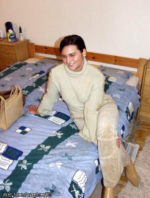 12P Shy brunette amateur work off her rent with sex