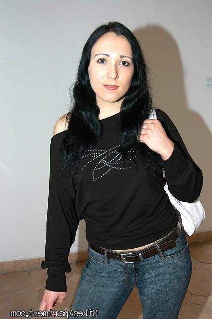 12P Sexy roommate bangin me for free rent