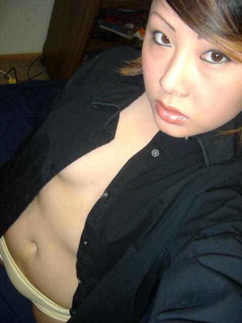 15P Japanese teen gfs posing for the camera