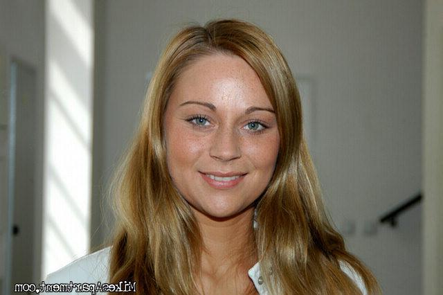 12P Cute blonde pleasures herself for the camera