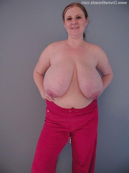 15P Sapphire Big Tits No Bra