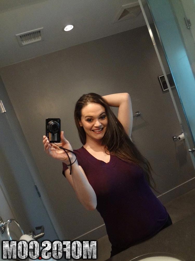 20P Real amateur user submitted girlfriends