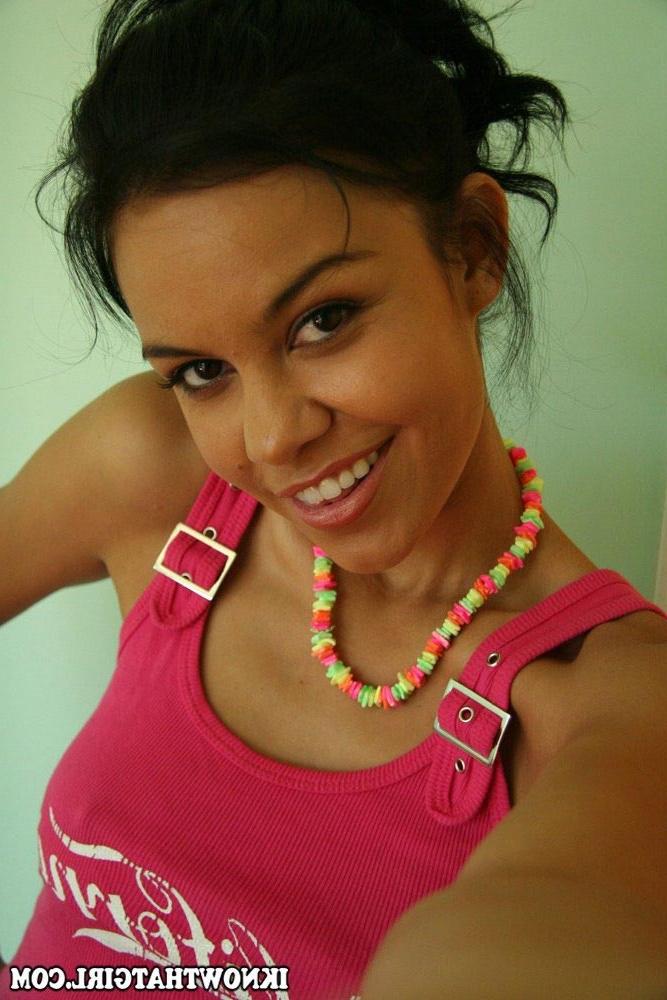 20P Real amateur user submitted girlfriends