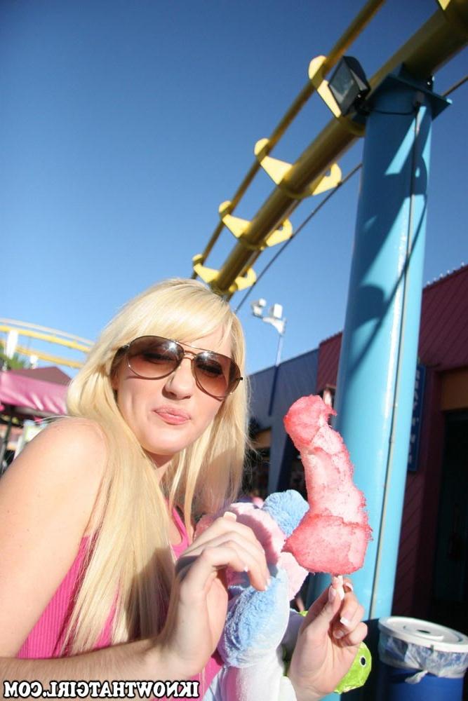 20P Real amateur user submitted girlfriends