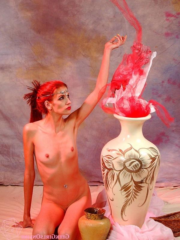 15P Hot nerdy geek girl