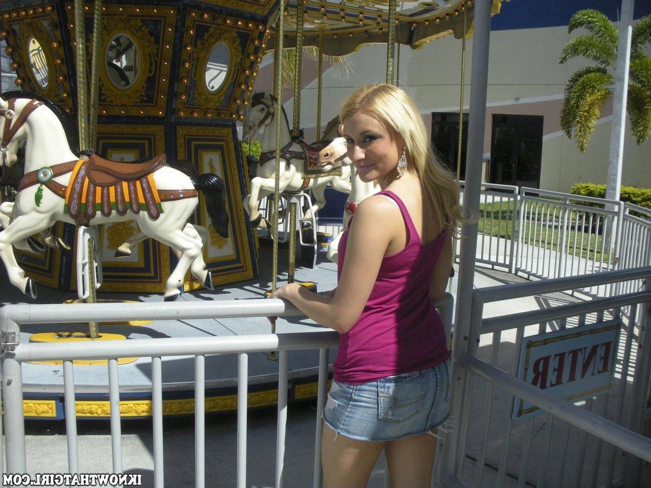 20P Real amateur user submitted girlfriends