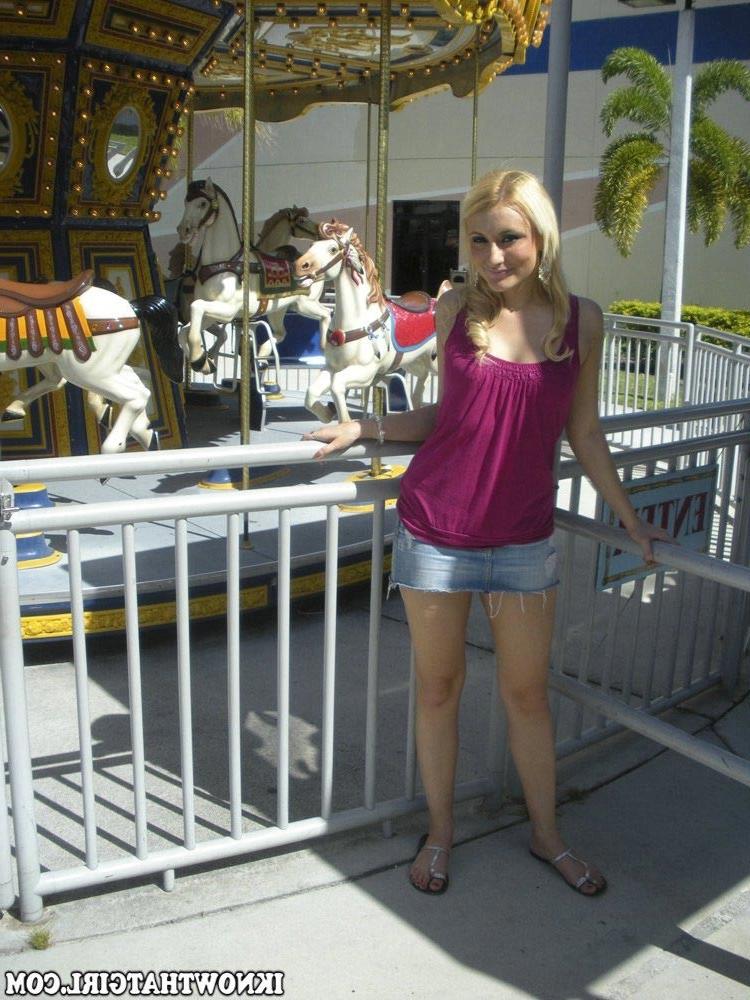 20P Real amateur user submitted girlfriends