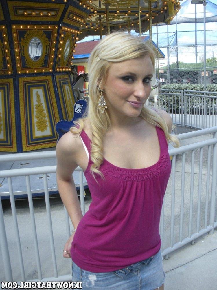 20P Real amateur user submitted girlfriends