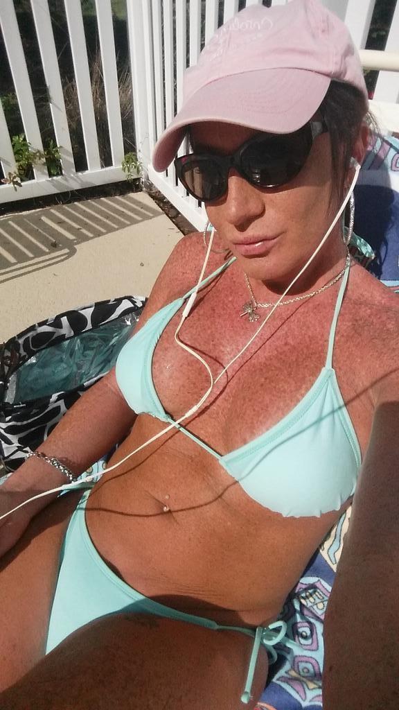 10P Freckled bikini shemale