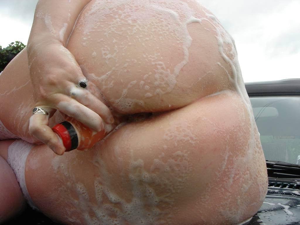 12P Voyeur girls posing on their cars and motorcycles
