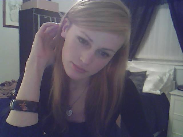 25P TGirl Ellery From SmutDates.com