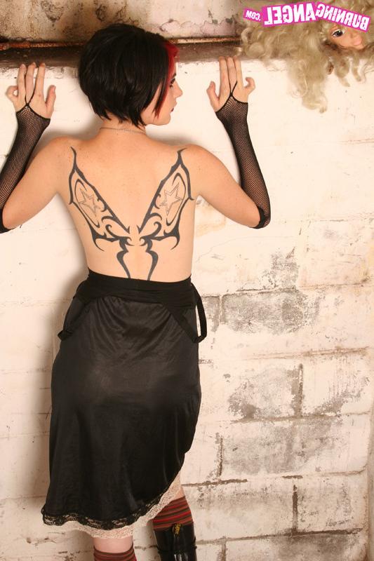 15P Goth slut strips in basement