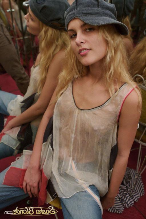 15P Teenie stripping in the dressing room