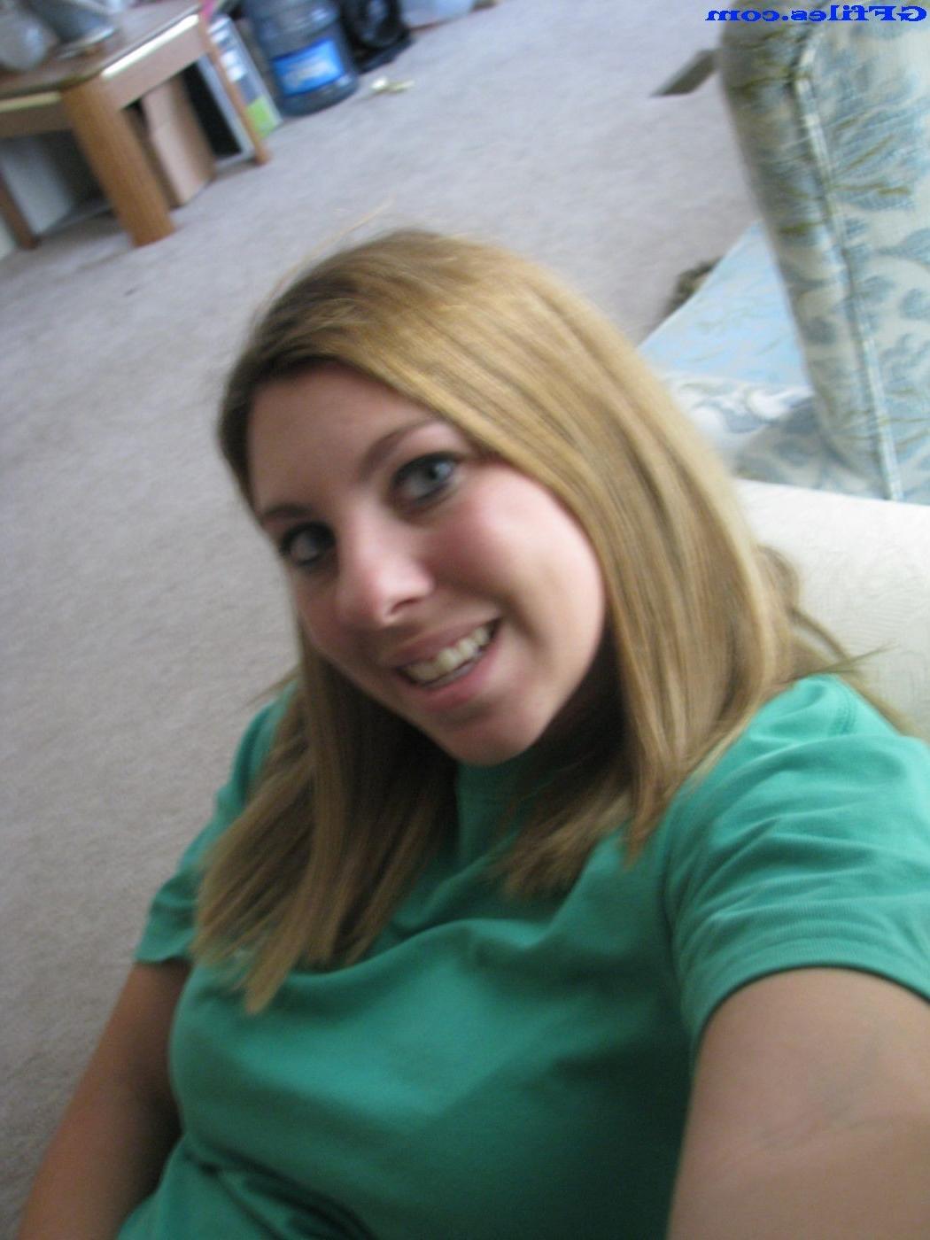 16P Amateur homemade girls