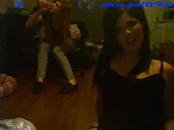 16P Amateur homemade girls
