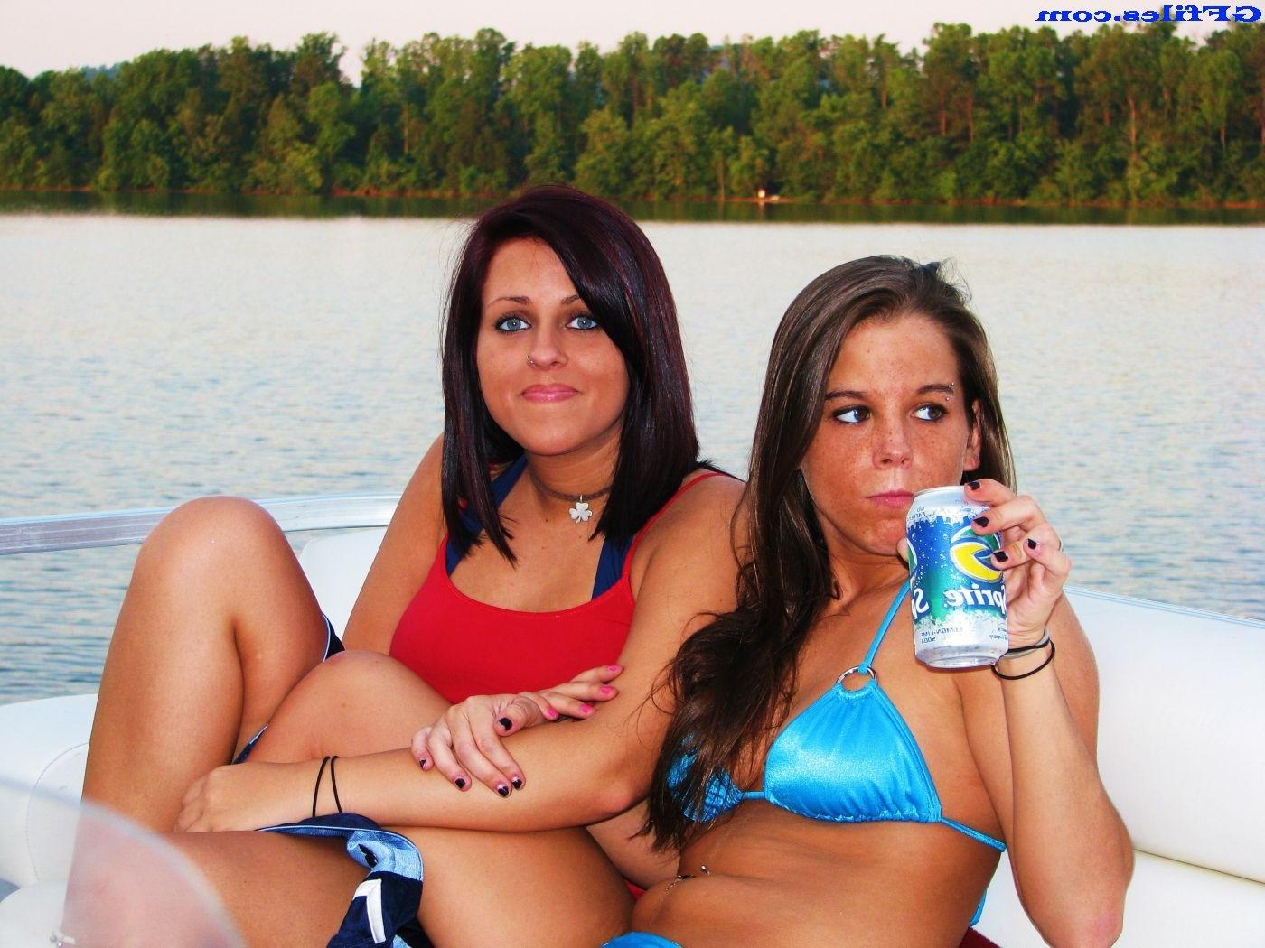 16P Amateur homemade girls