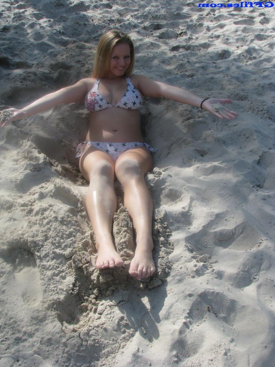 16P Amateur homemade girls selfshots