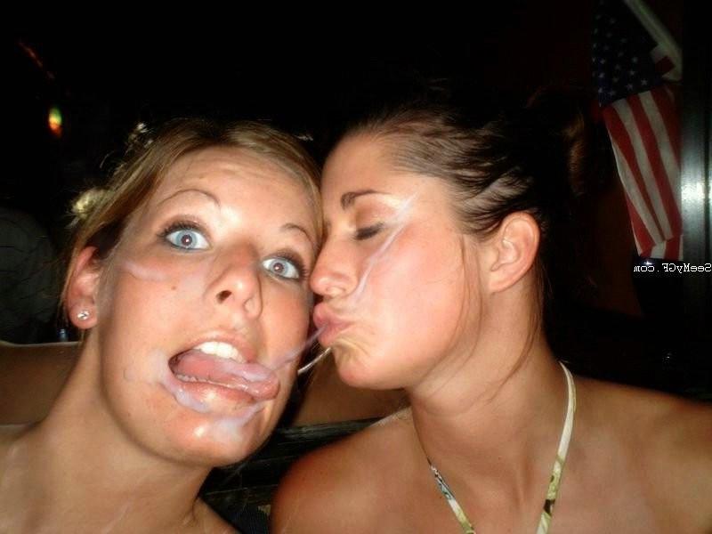 4P Girfriends swalowing cum in homamade threesome
