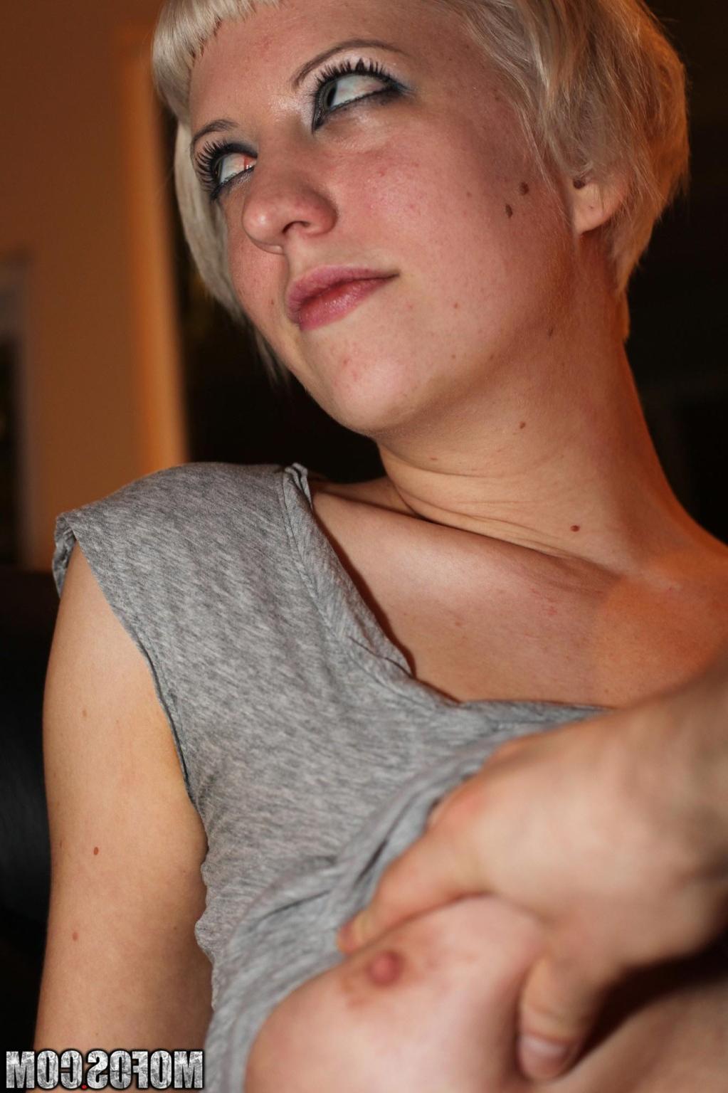 20P Real amateur user submitted girlfriends
